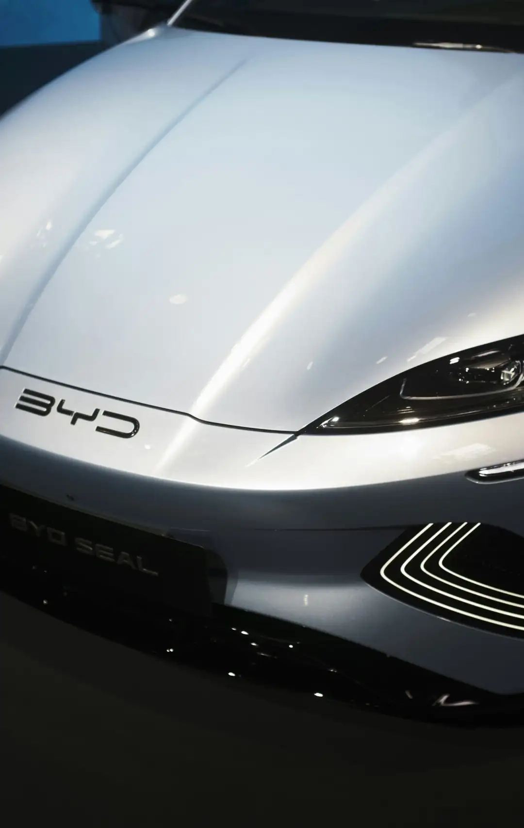The BYD Lithium-Free Battery: A Game-Changer for the EV Industry