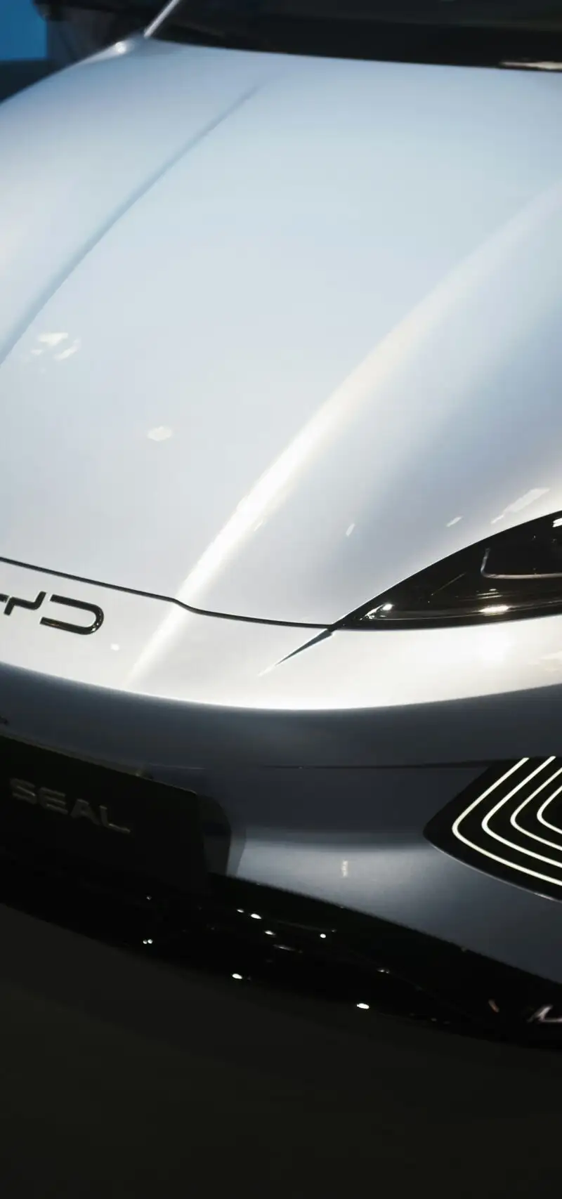 The BYD Lithium-Free Battery: A Game-Changer for the EV Industry