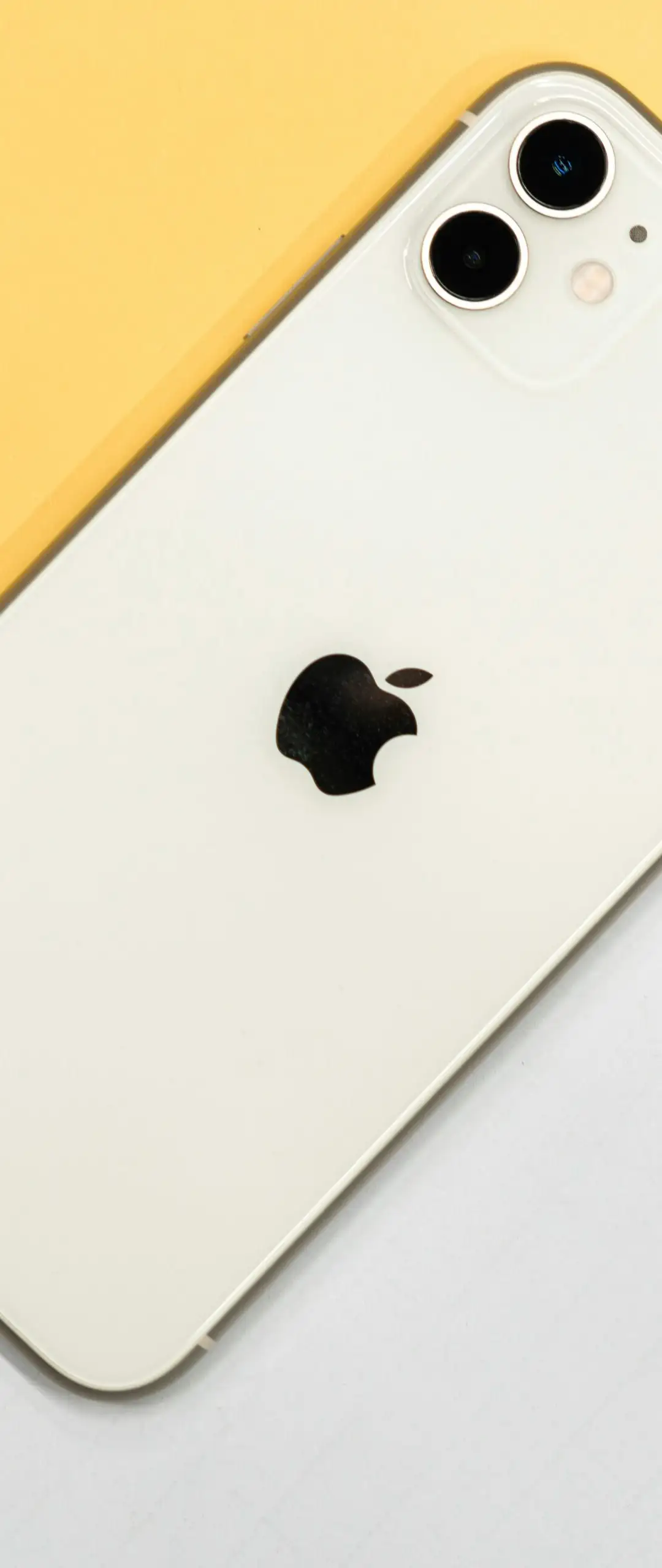 Apple Releases iOS 18.4.1 Update